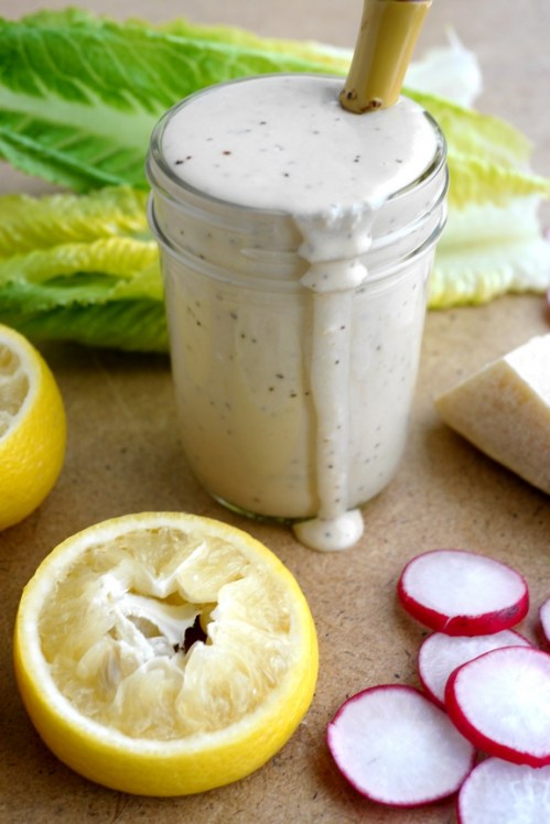 Creamy-Parmesan-Salad-Dressing